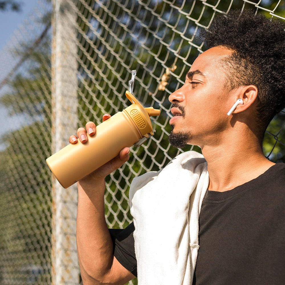 Wander LockSeal Stainless Steel Sports Bottle With Straw 750 Ml TS-8771C